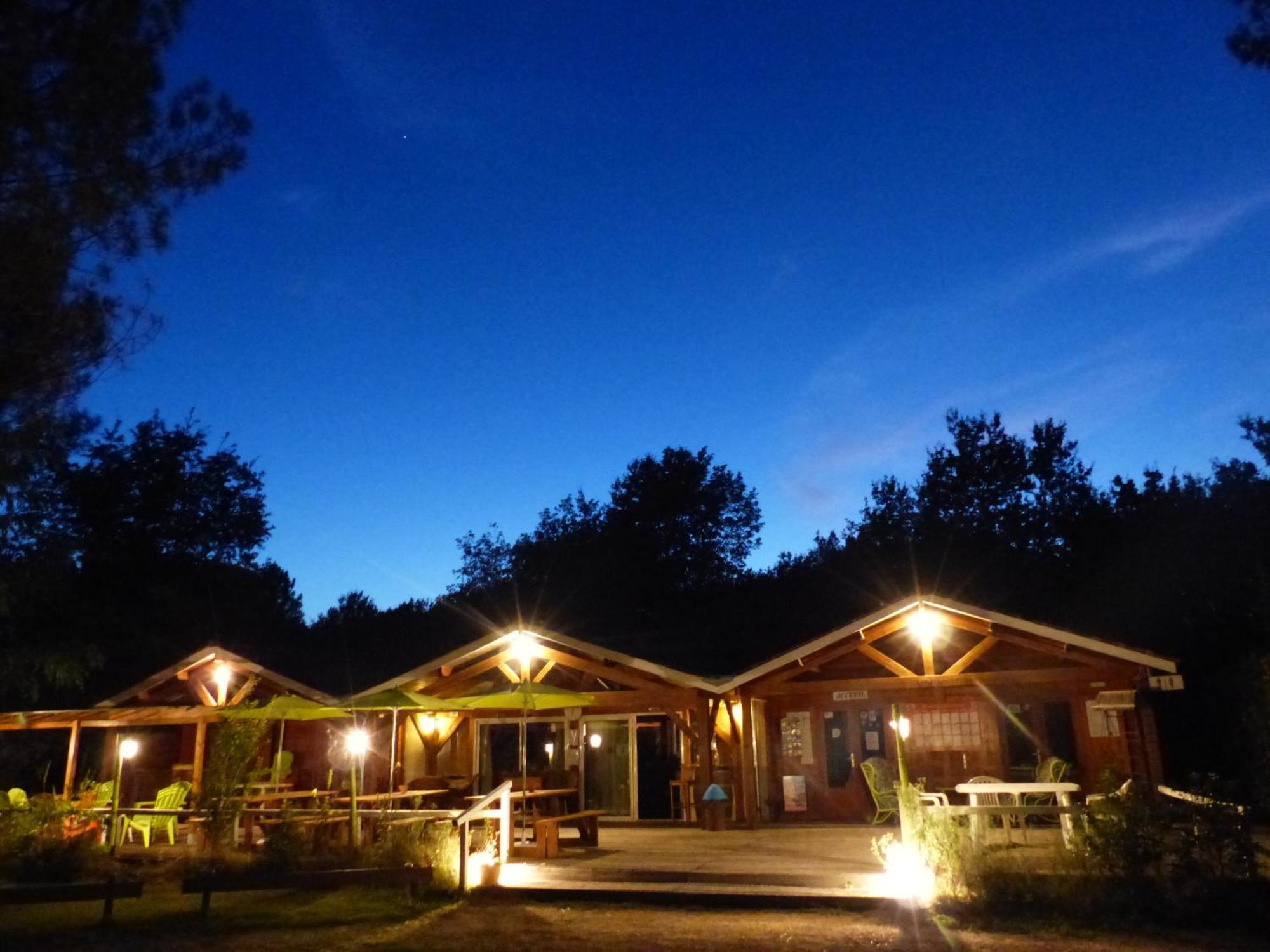 Hotel Les Palafitos Luglon Zewnętrze zdjęcie